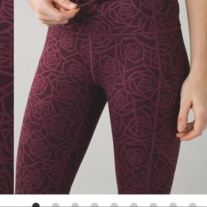 💕 Lululemon High Times Rosey Red Grape Sz 6